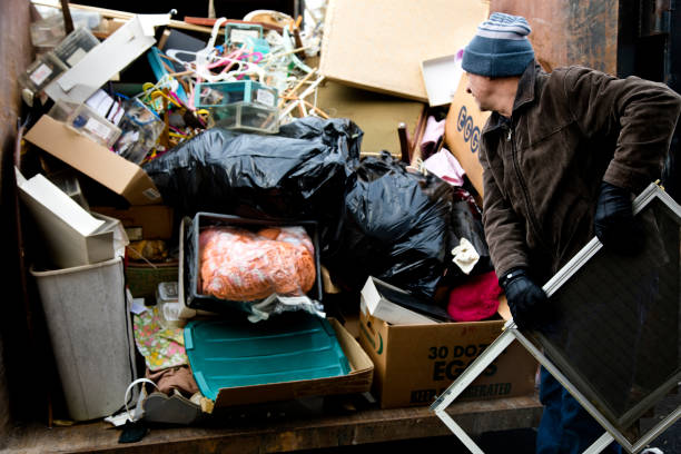 Best Construction Debris Removal  in North Industry, OH